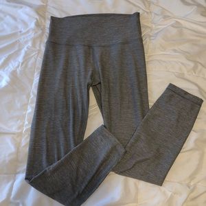 Grey 7/8 length Lululemon Leggings